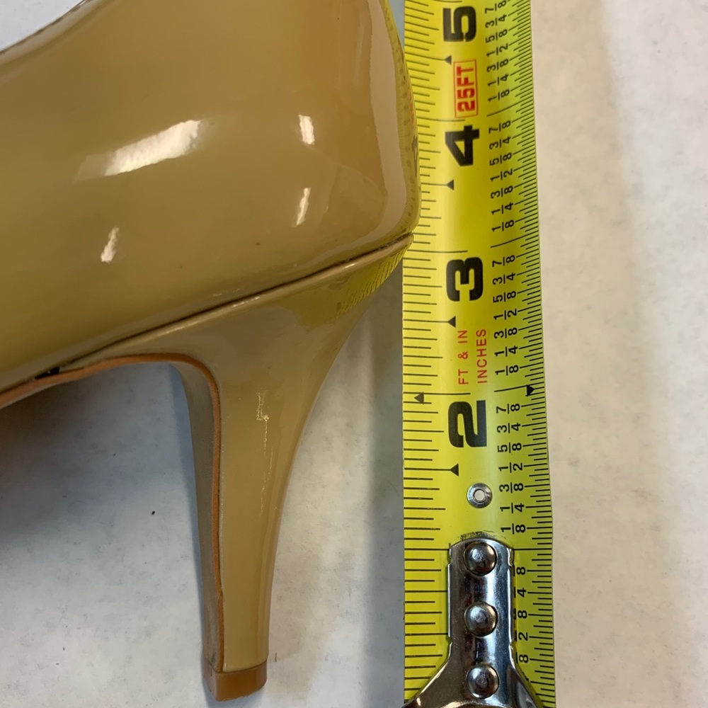 Vince Camuto Tan Heels Beige Flirty Nude W 7 - Picture 10 of 10